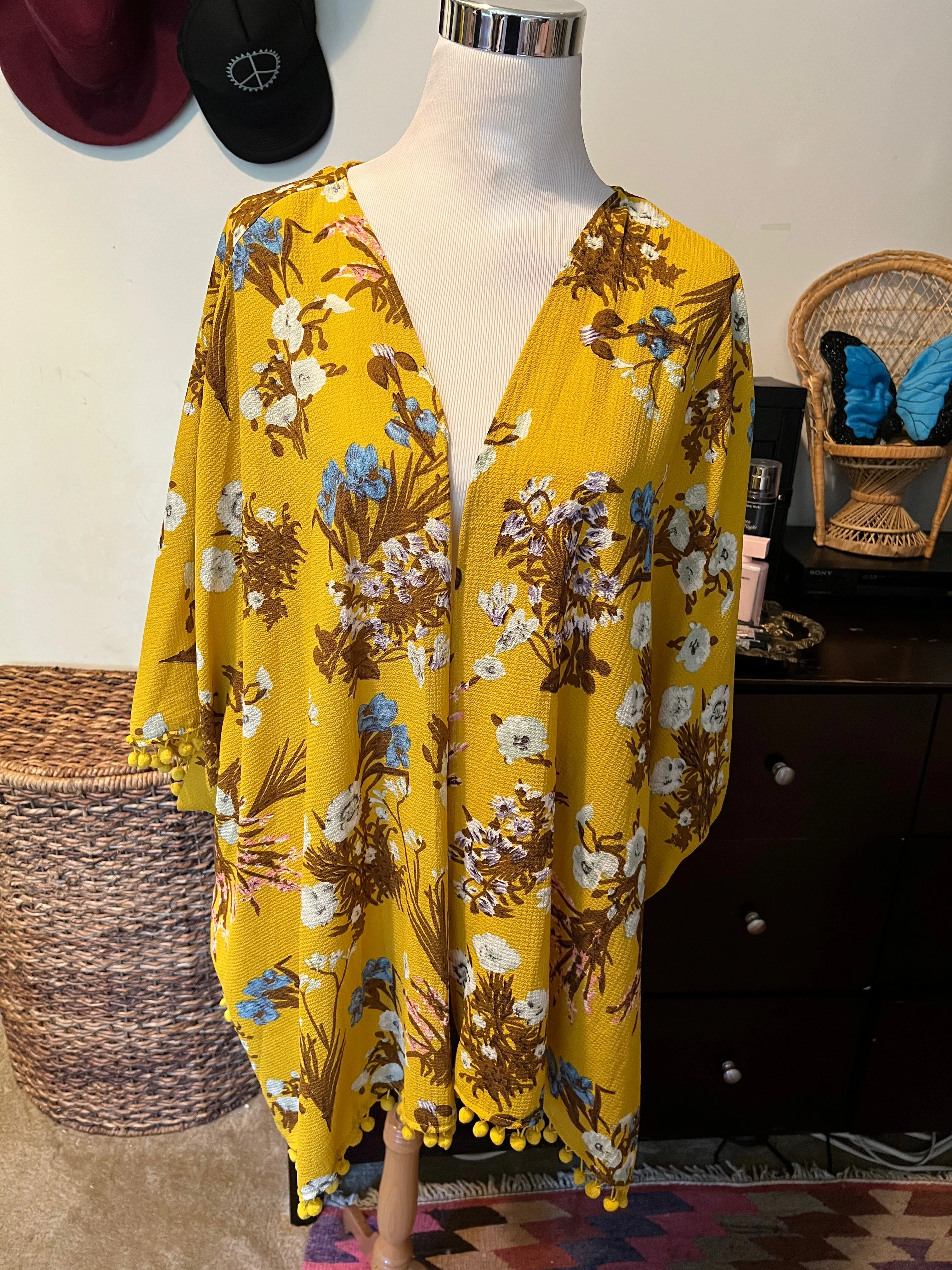 Amber Moon Revival: Bloom Kimono