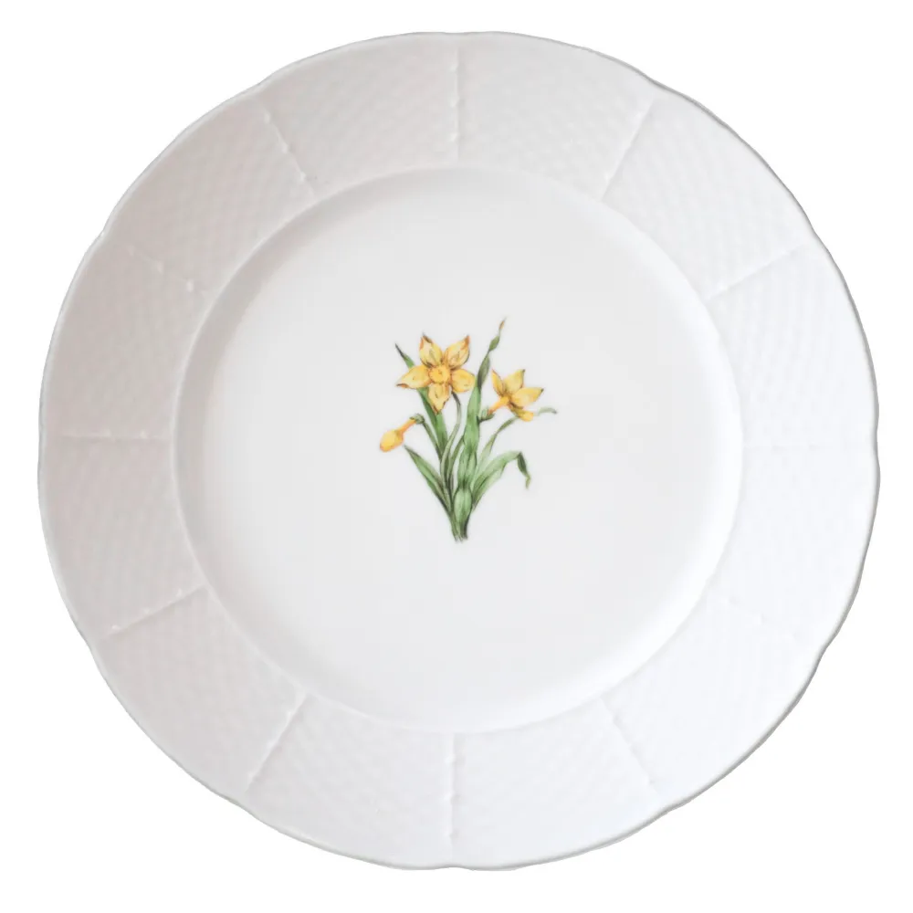 Basket Weave Dinner Plate - Daffodils