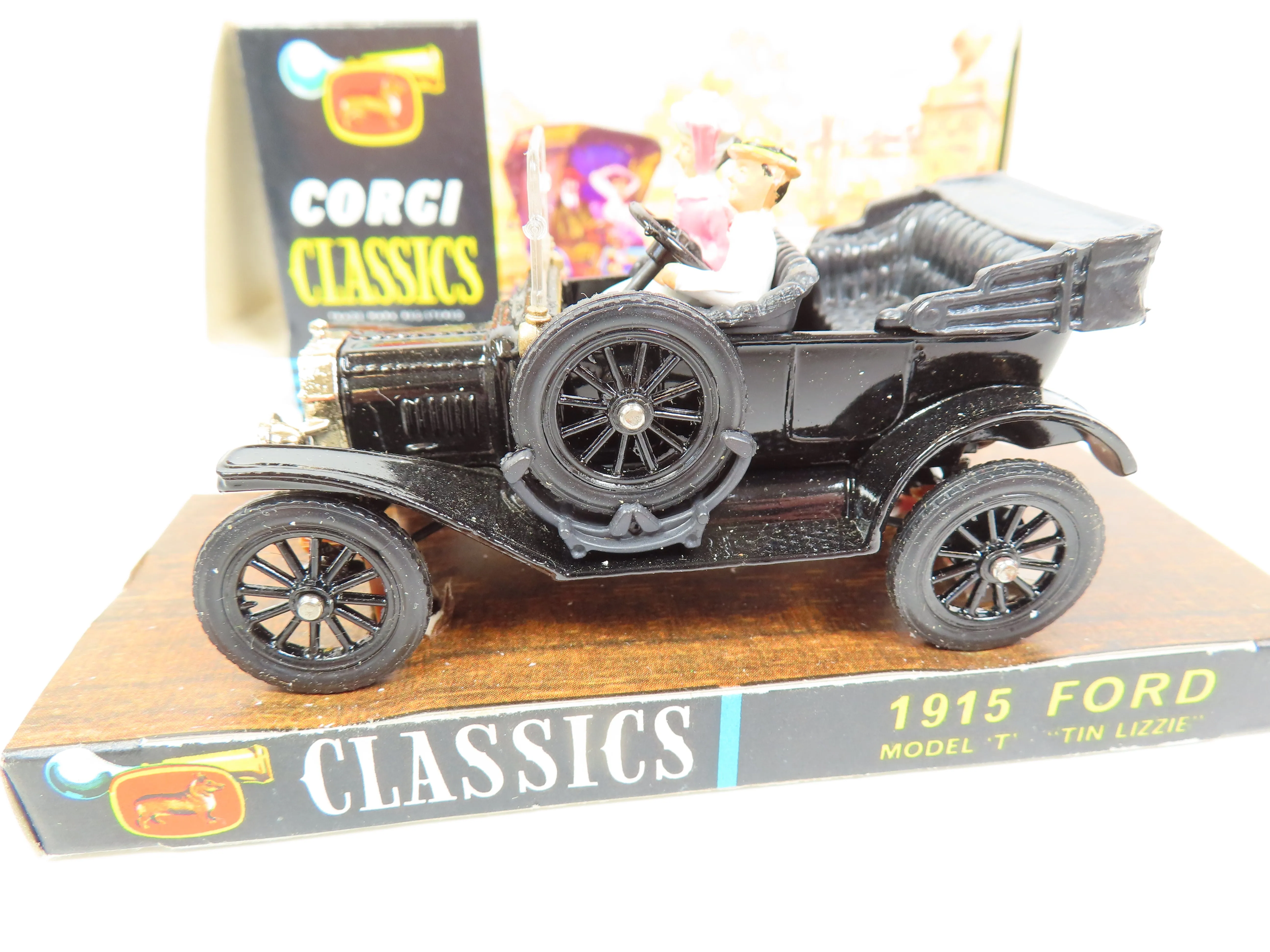 Corgi Classics 901  - 1915 Ford Model T Tin Lizzie - Mint boxed.