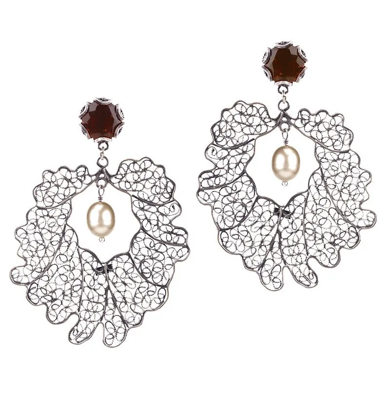 Crown leaf post earrings - large