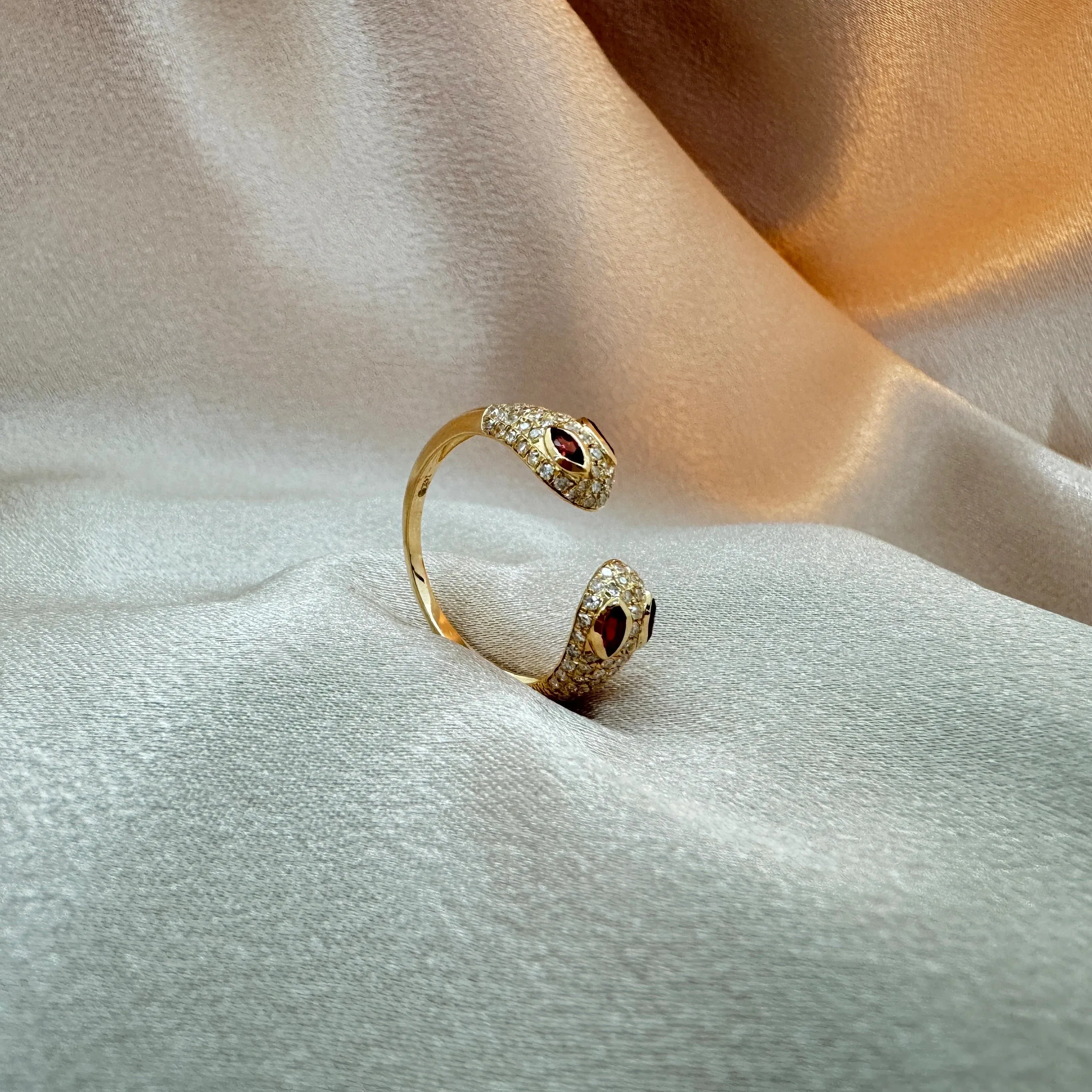 Diamond Red Garnet Snake Ring 5.50x1.30mm