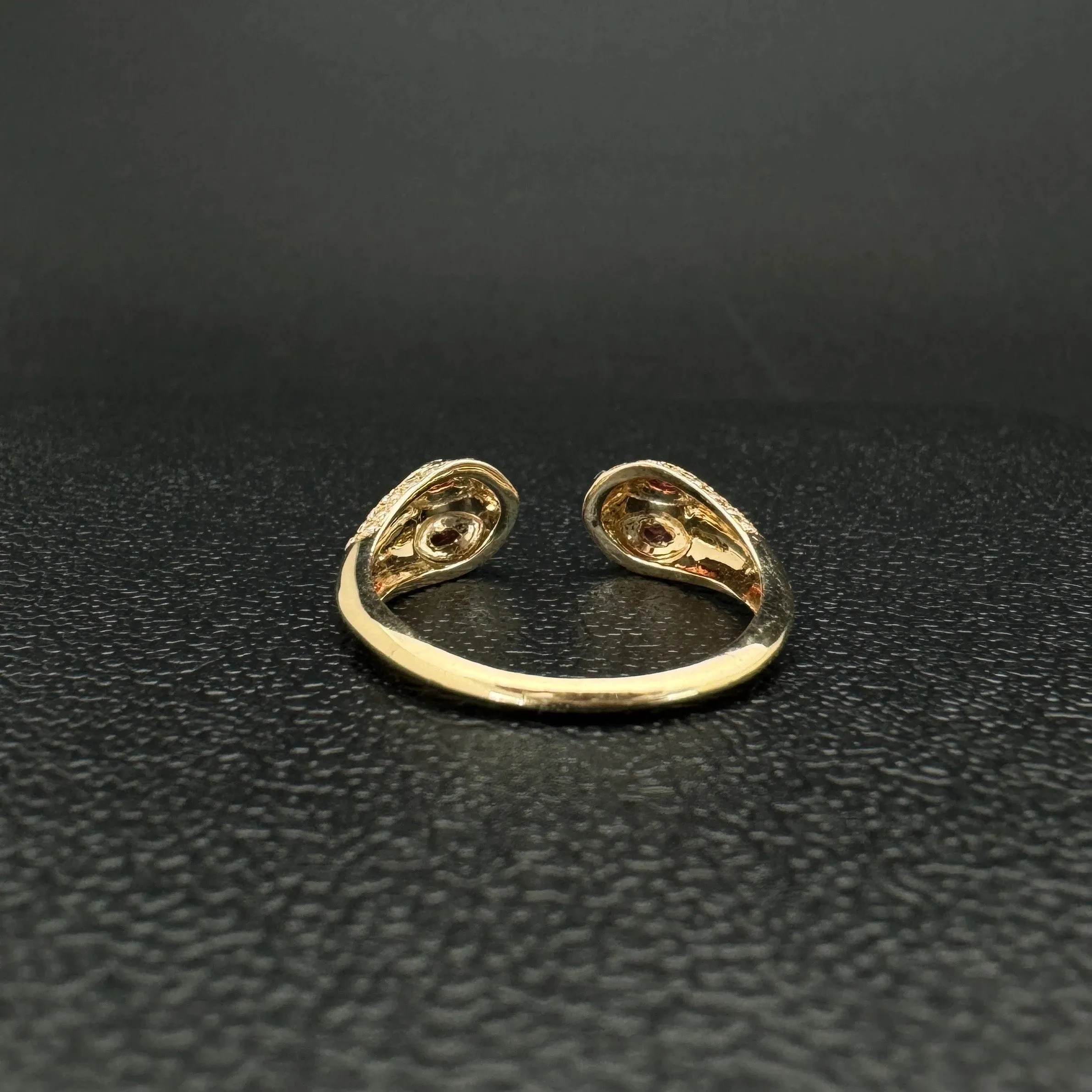Diamond Red Garnet Snake Ring 5.50x1.30mm