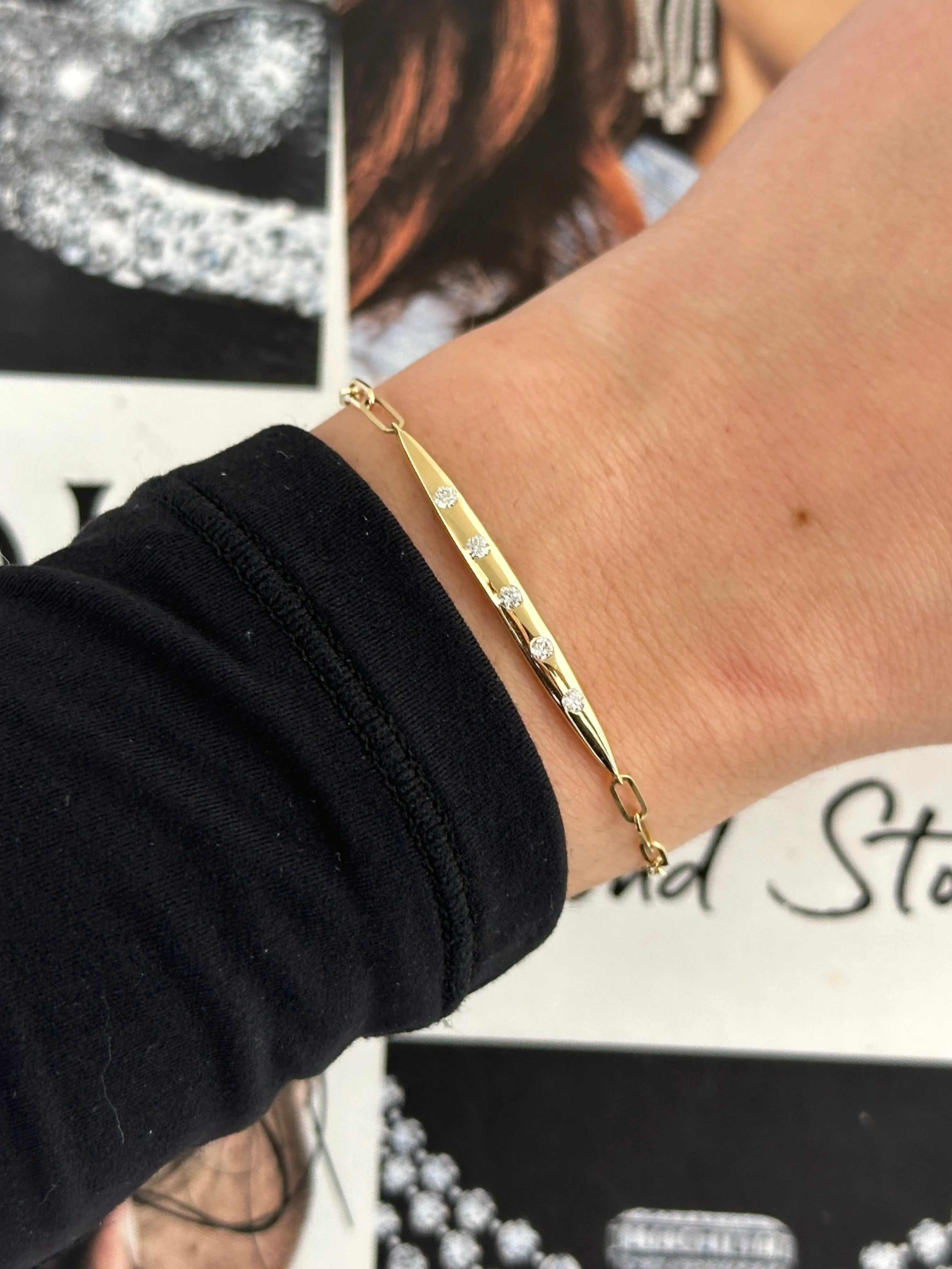 Flush Set Diamond Bar Paperclip Bracelet