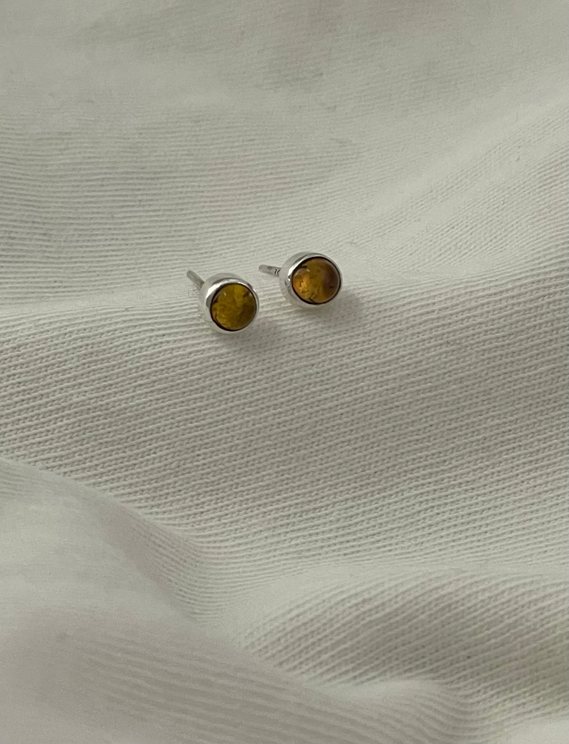 Hola Bella Amber Studs
